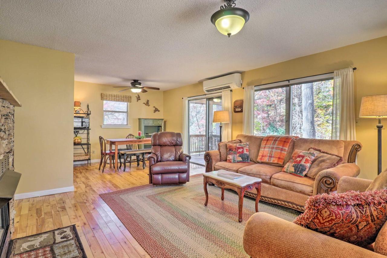 Creekside Retreat With Deck, 18 Miles To Wolf Ridge Villa Weaverville ภายนอก รูปภาพ