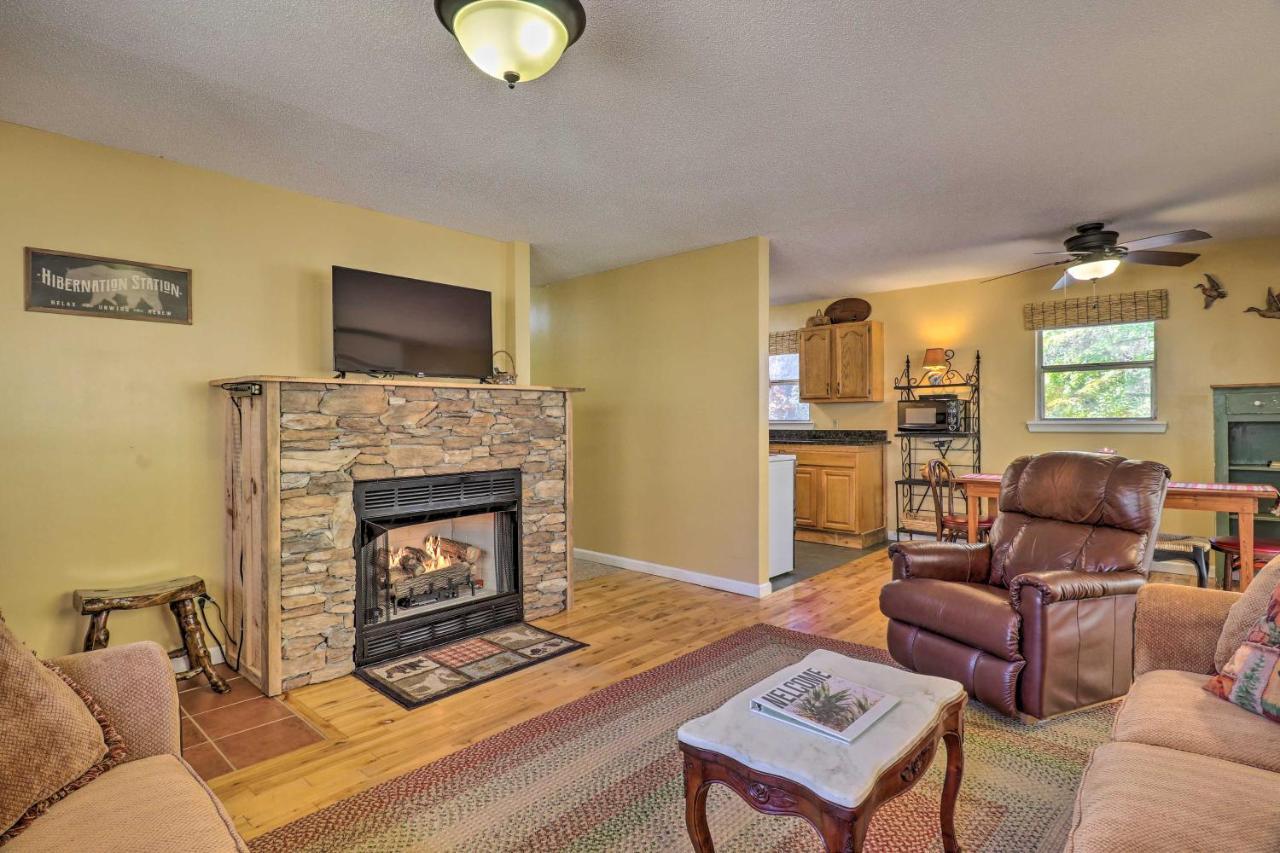 Creekside Retreat With Deck, 18 Miles To Wolf Ridge Villa Weaverville ภายนอก รูปภาพ