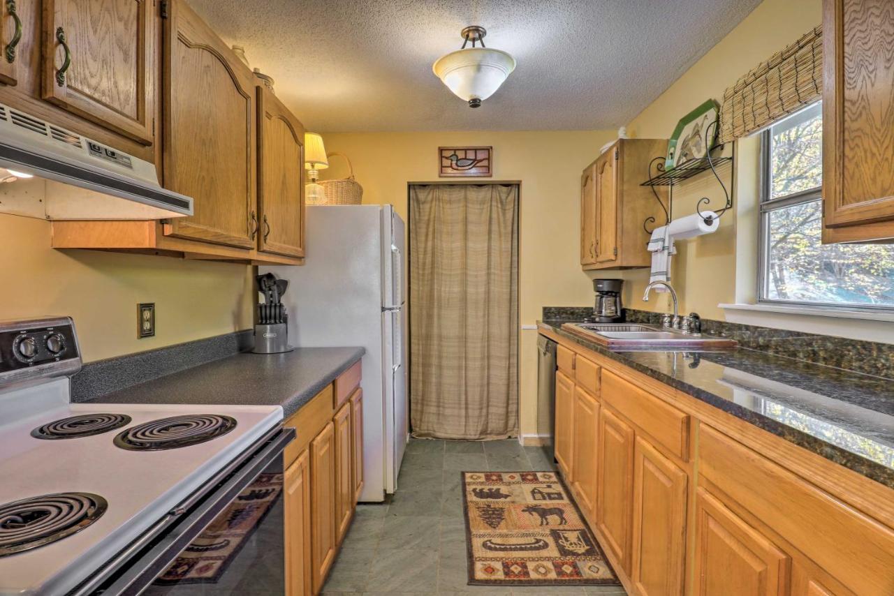 Creekside Retreat With Deck, 18 Miles To Wolf Ridge Villa Weaverville ภายนอก รูปภาพ